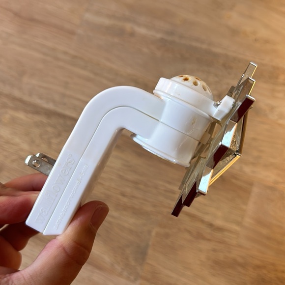 Star Christmas bath and body works plug in scent - Picture 3 of 7